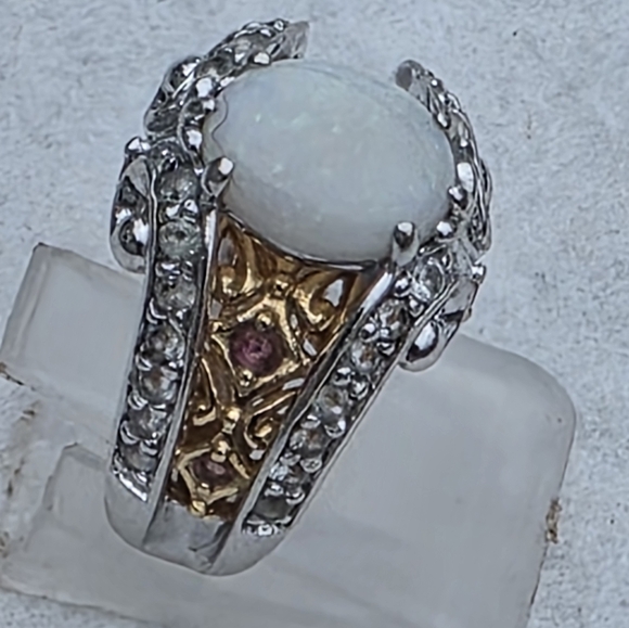 Victoria Wieck Vintage White Fire Opal ,Topaz and Garnet Ring - Picture 5 of 17
